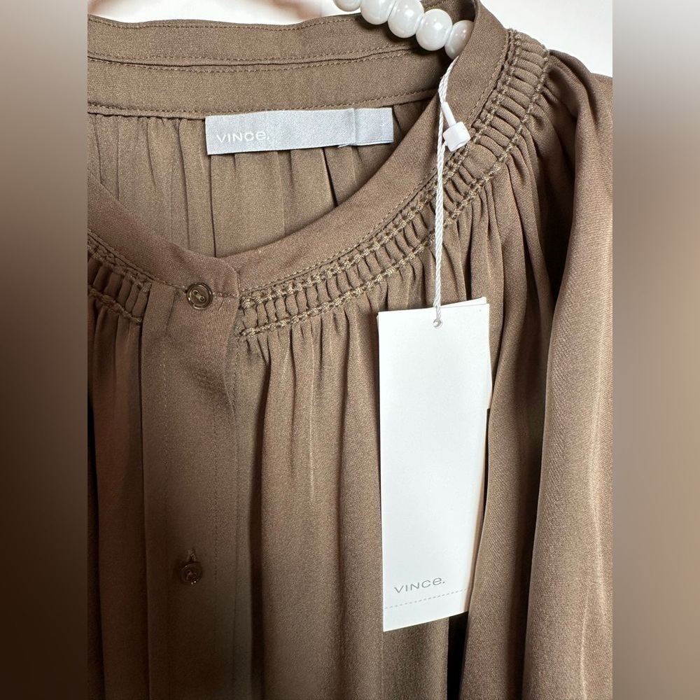 Vince olive green  Button-Up Blouse - Picture 2 of 8